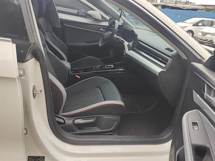 Фото 8 - Volkswagen Lamando L