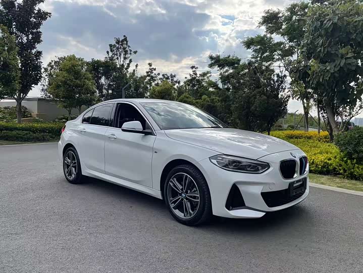 Фото 2 - BMW 1 Series