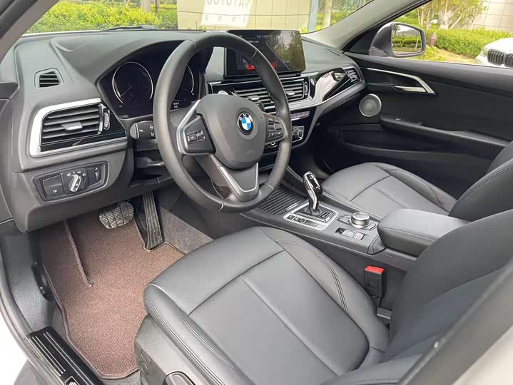 Фото 4 - BMW 1 Series