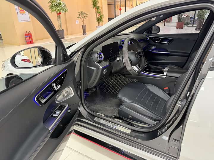 Фото 7 - Mercedes-Benz C-Class