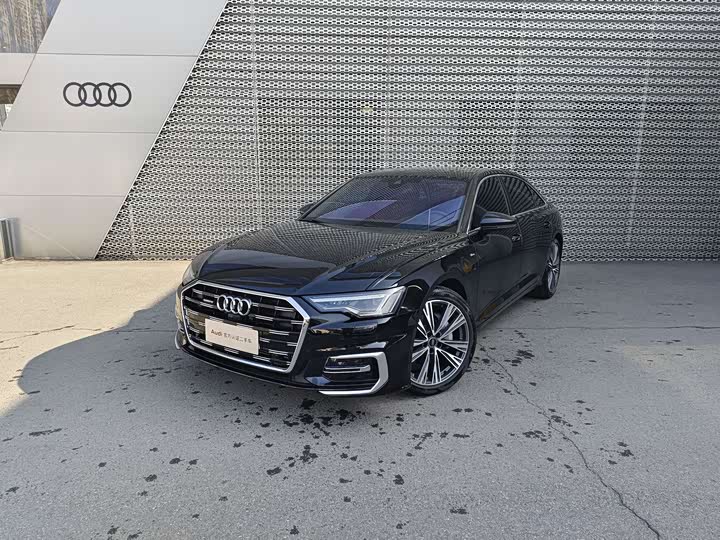 Фото 2 - Audi A6L