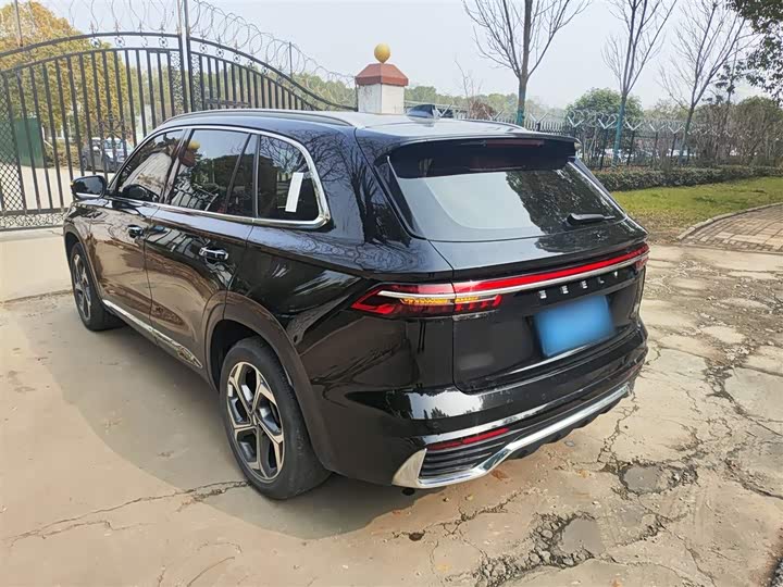 Фото 5 - Geely Monjaro