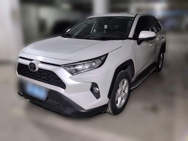 Фото 2 - Toyota RAV4
