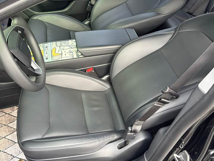 Фото 9 - Tesla Model 3