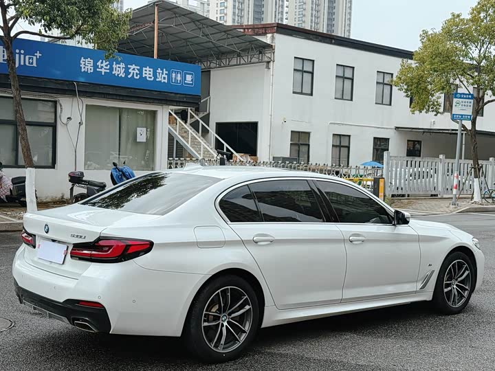 Фото 7 - BMW 5 Series