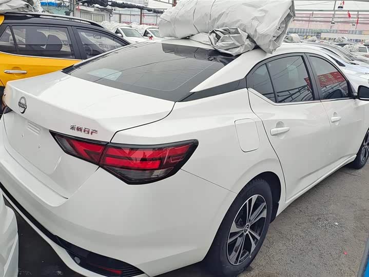 Фото 3 - Nissan Sylphy