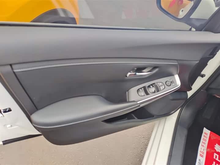 Фото 7 - Nissan Sylphy