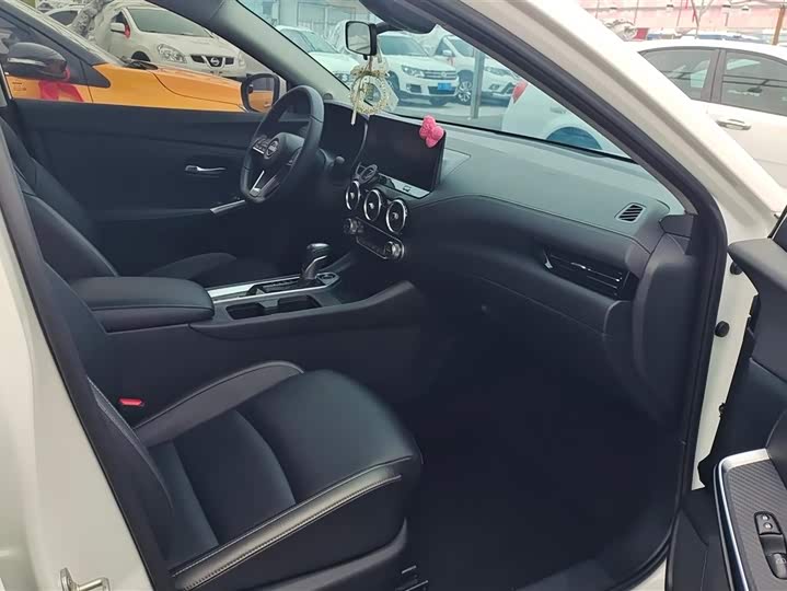 Фото 8 - Nissan Sylphy