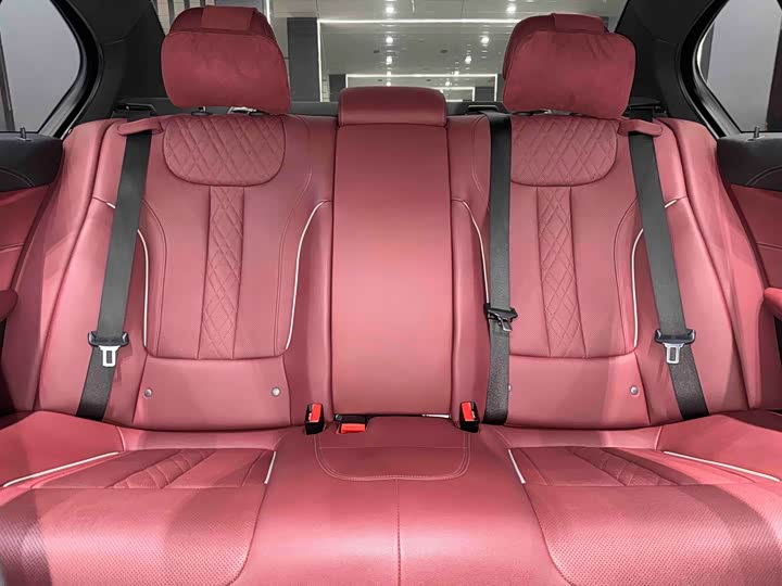 Фото 9 - BMW 5 Series