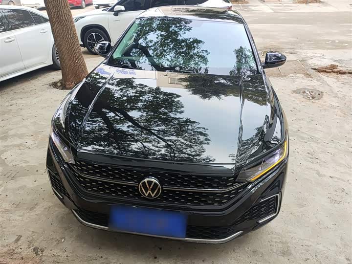 Фото 3 - Volkswagen Passat