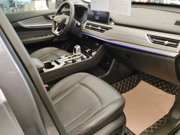 Фото 8 - Chery Tiggo 8