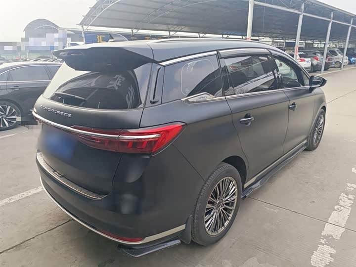 Фото 7 - BYD Song Max