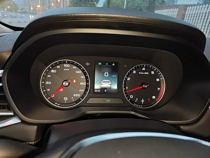 Фото 4 - Roewe i5