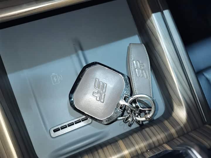 Фото 9 - Jetour Freedom