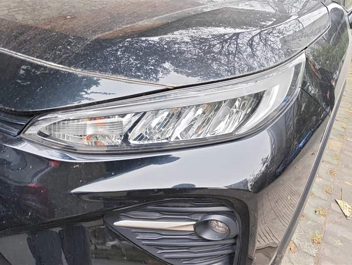 Фото 5 - Toyota Wildlander