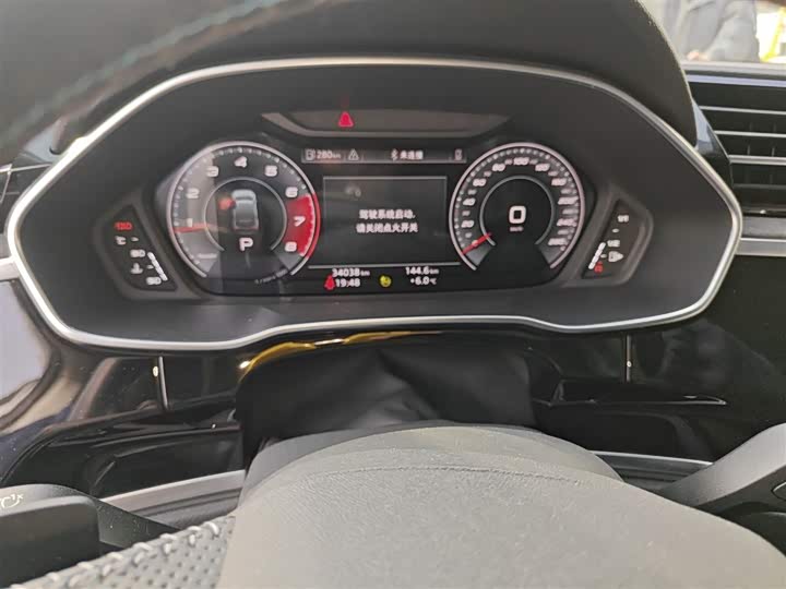 Фото 5 - Audi Q3