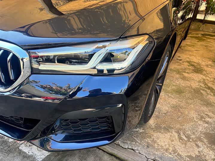 Фото 2 - BMW 5 Series