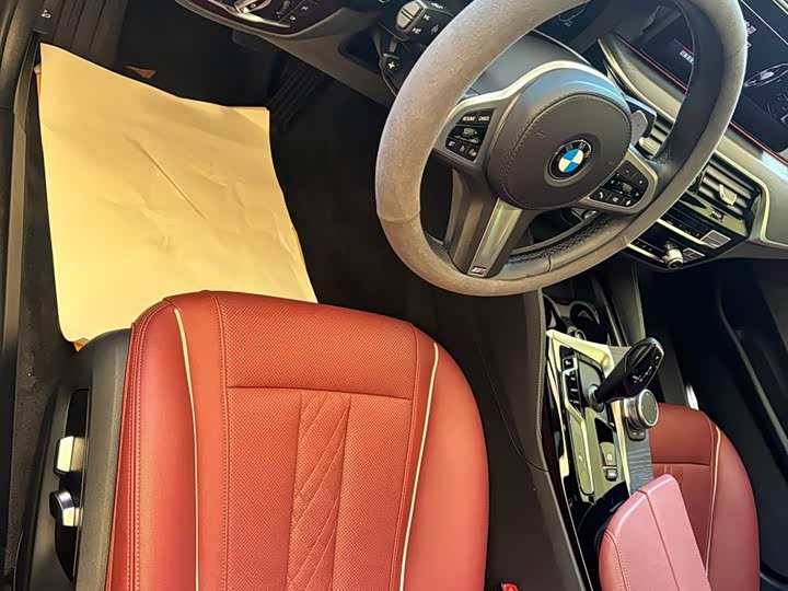 Фото 5 - BMW 5 Series