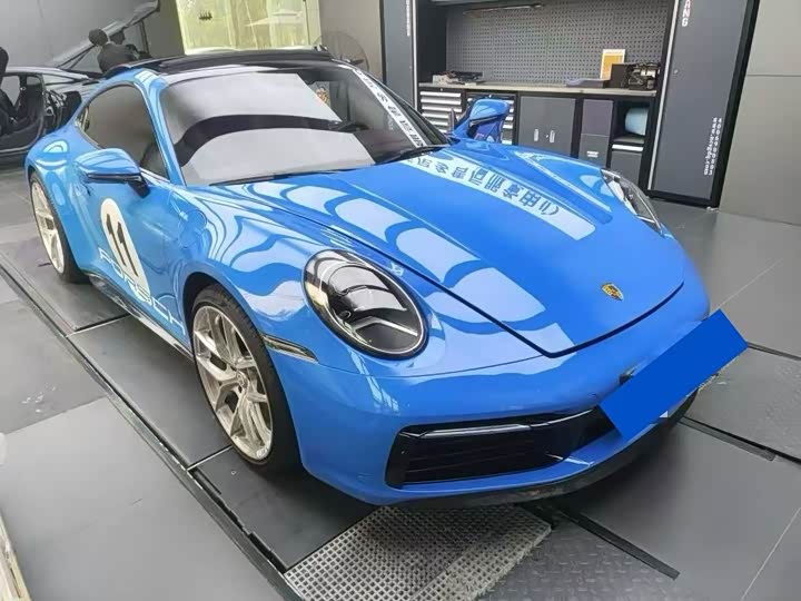 Фото 2 - Porsche 911