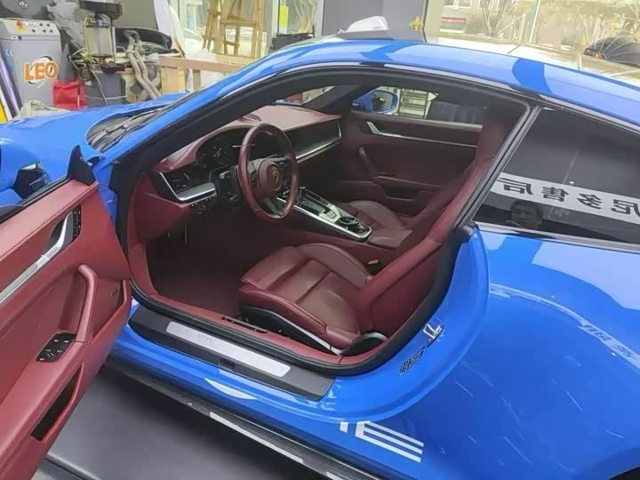 Фото 3 - Porsche 911