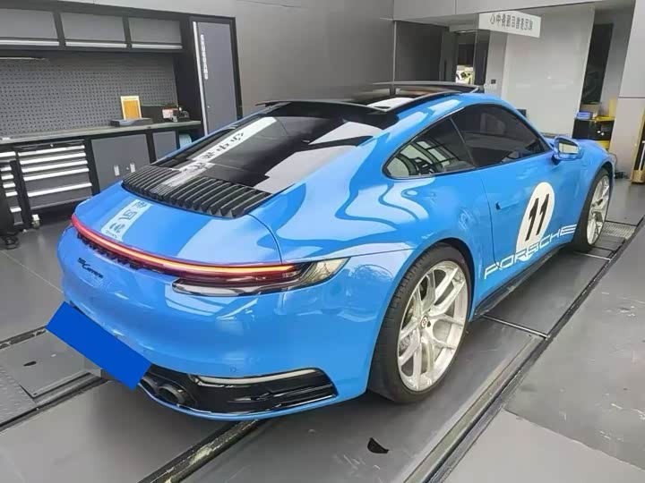 Фото 5 - Porsche 911