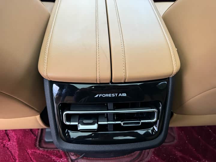 Фото 9 - Changan UNI-K