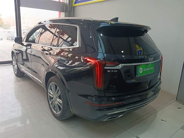 Фото 5 - Cadillac XT6