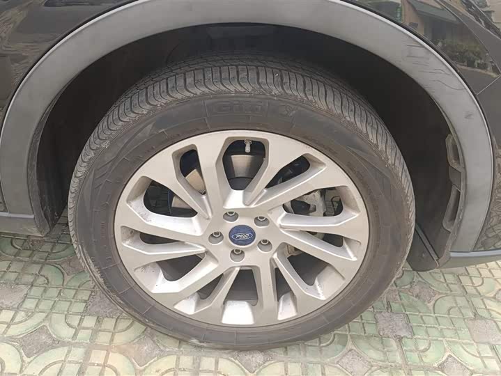 Фото 6 - Ford Equator