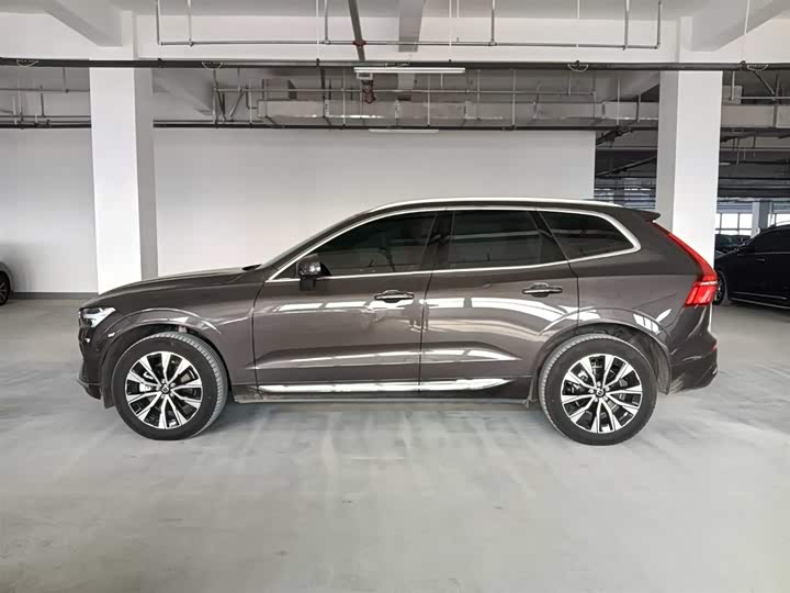 Фото 3 - Volvo XC60