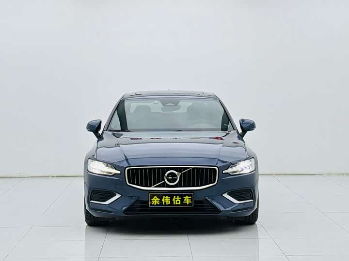 Фото 2 - Volvo S60