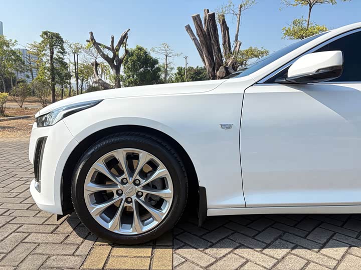 Фото 5 - Cadillac CT5