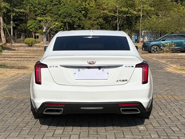 Фото 7 - Cadillac CT5