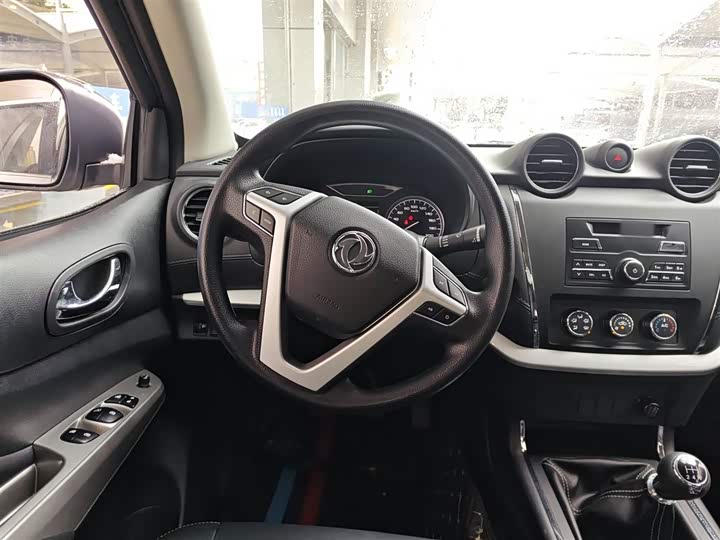 Фото 3 - Dongfeng Rich 6