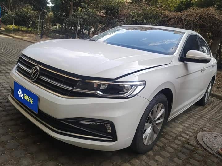 Фото 1 - Volkswagen Bora