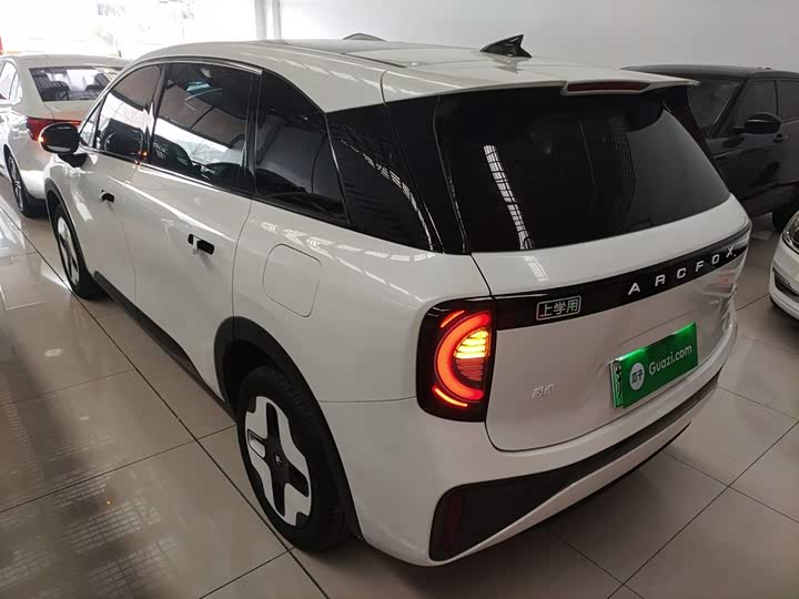 Фото 5 - BAIC Arcfox Kaola S