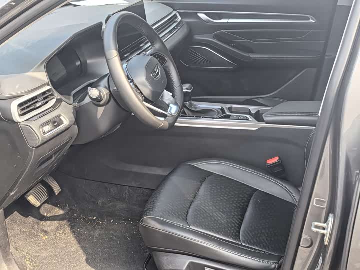 Фото 5 - Geely Emgrand