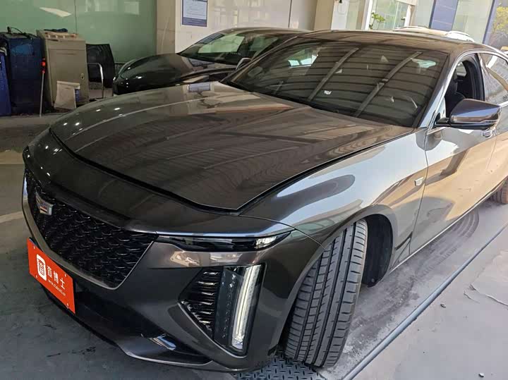 Фото 2 - Cadillac CT6