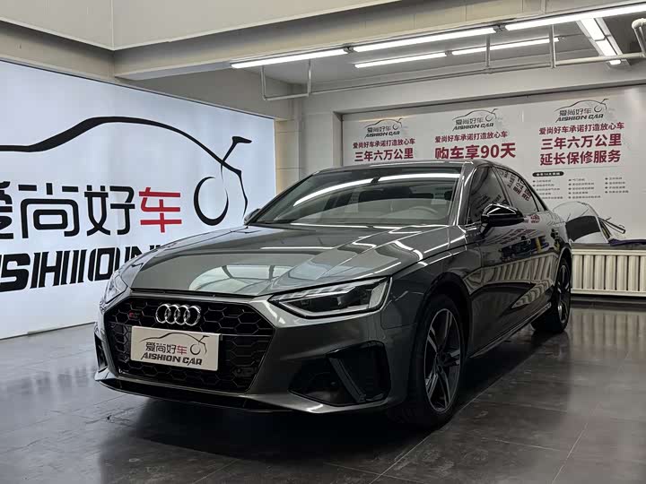 Фото 1 - Audi A4L