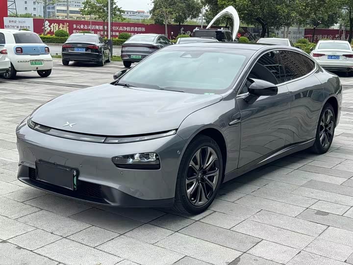 Фото 1 - XPeng P7