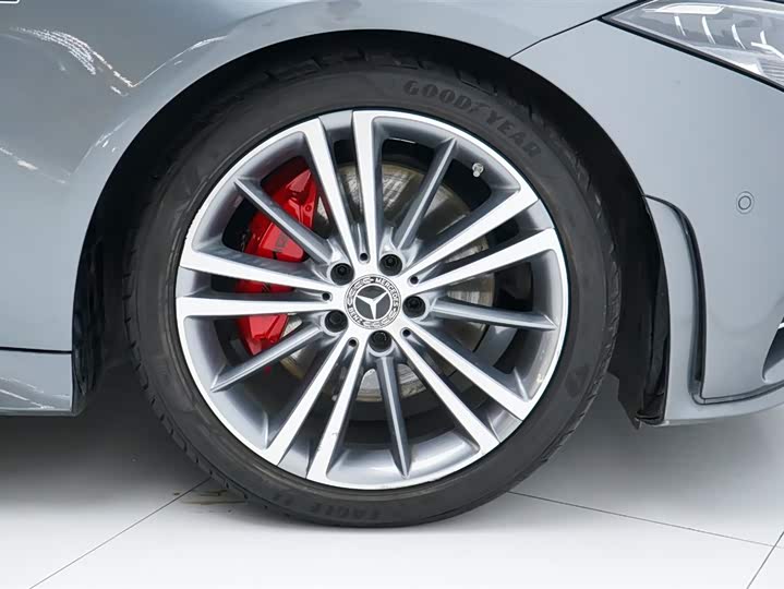 Фото 9 - Mercedes-Benz CLS-Class