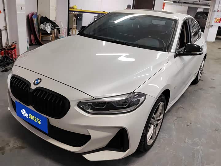 Фото 1 - BMW 1 Series