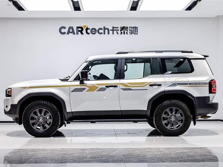 Фото 3 - Toyota Prado