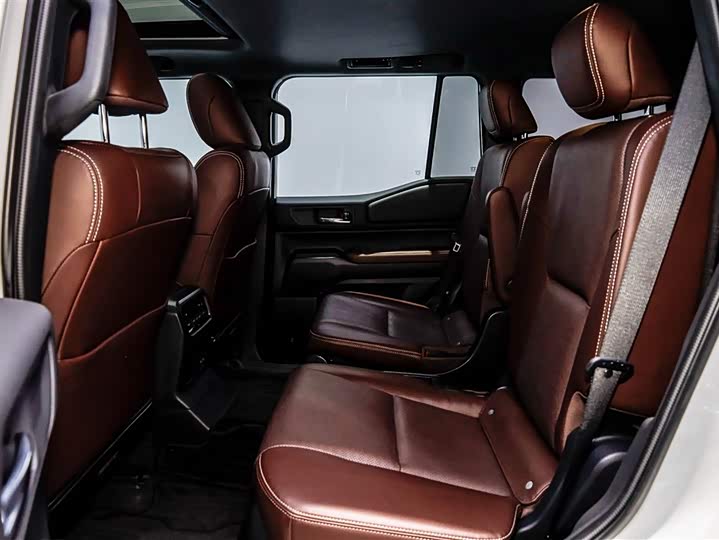 Фото 9 - Toyota Prado