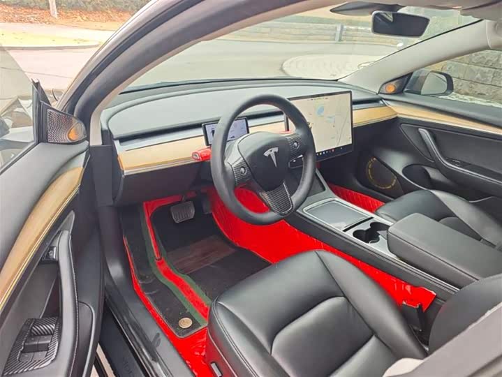 Фото 5 - Tesla Model 3