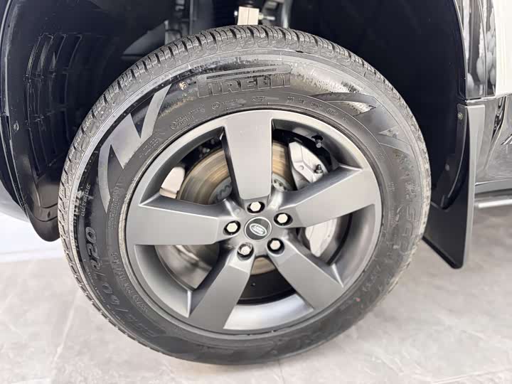 Фото 6 - Land Rover Defender