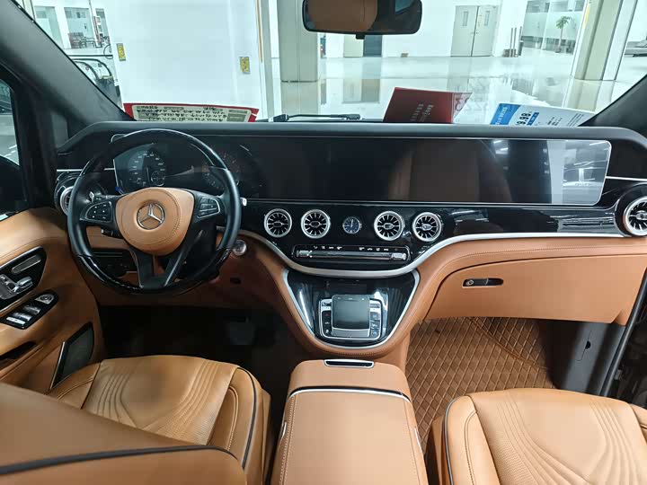 Фото 4 - Mercedes-Benz Vito