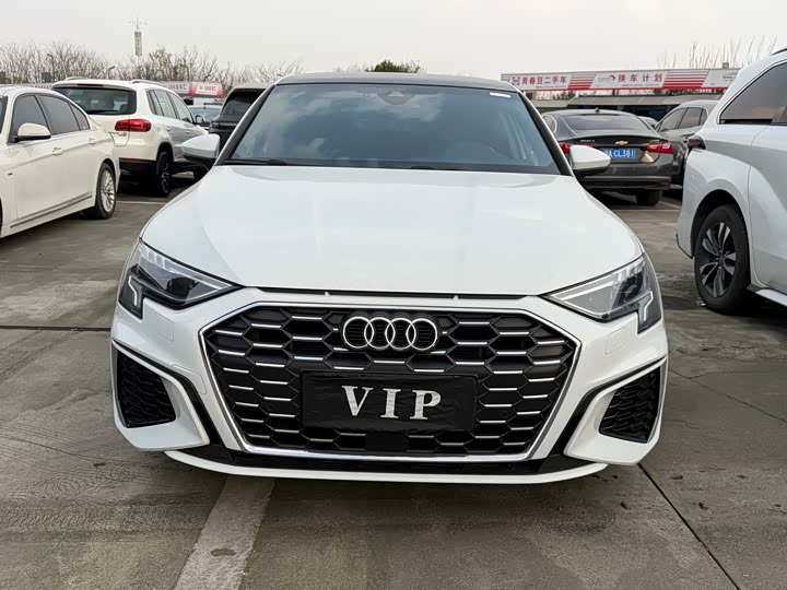 Фото 2 - Audi A3