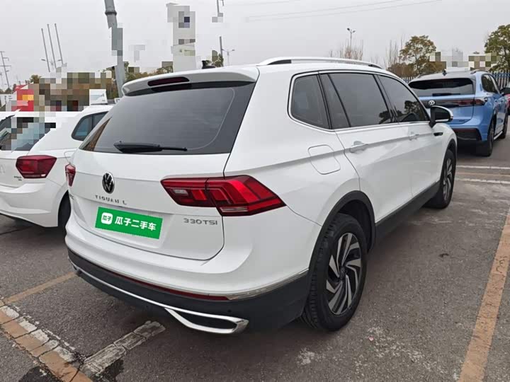 Фото 7 - Volkswagen Tiguan L Pro