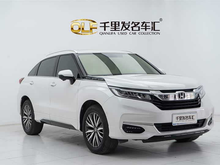 Фото 3 - Honda Avancier