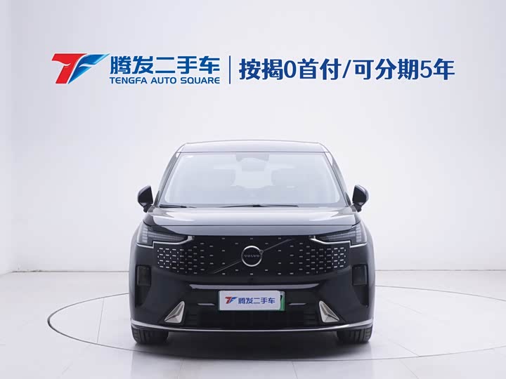 Фото 2 - Volvo EM90